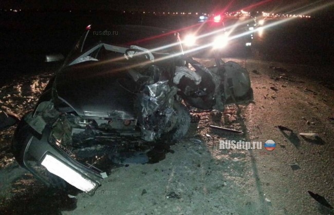 Водитель легковушки погиб на автодороге в Омской области