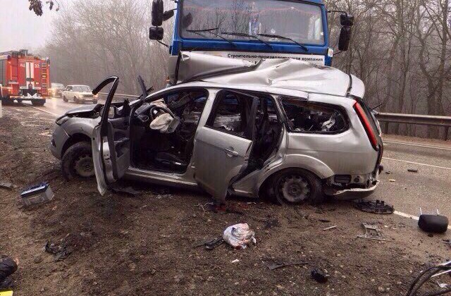 Два человека погибли в результате ДТП в Республике Крым