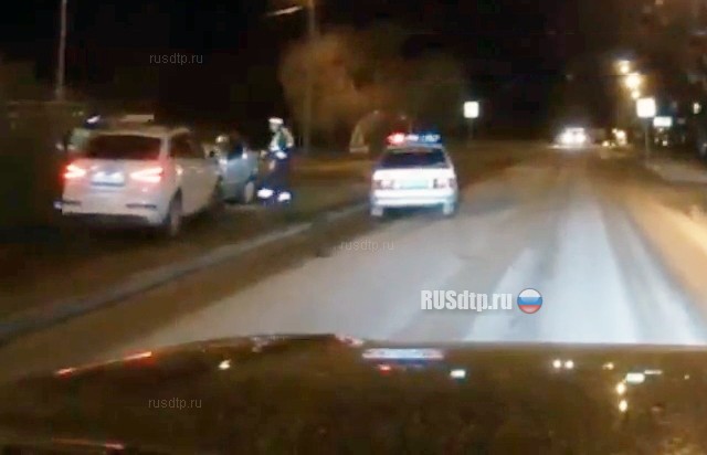 В Смоленске пьяный водитель, удирая от полицейских, совершил ДТП