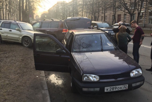 Сердечный приступ водителя спровоцировал массовое ДТП в Петербурге