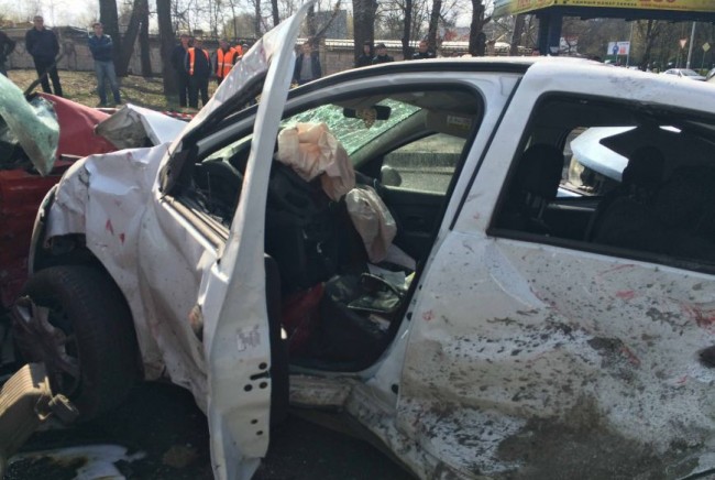 Два человека погибли в ДТП на Запорожском шоссе в Днепре