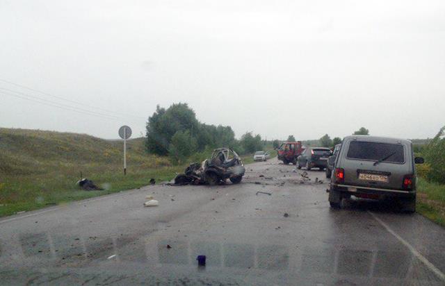 В Волгоградской области в ДТП погибли водитель и пассажир «Оки»