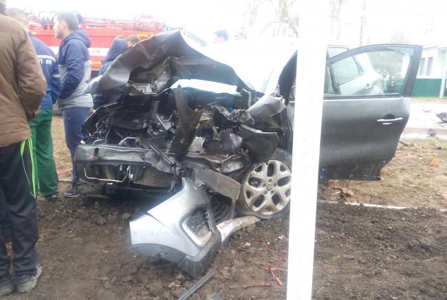 «Renault Kaptur» и «Hyundai Solaris» столкнулись в Башкирии