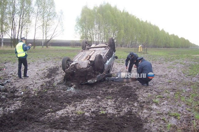 В Татарстане в перевернувшейся «Ладе Калине» погиб 27-летний водитель