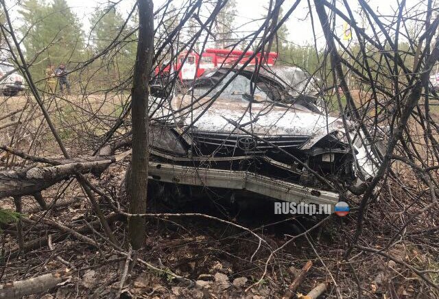 В Удмуртии перевернулась иномарка «Toyota Camry». Один погиб и двое пострадали