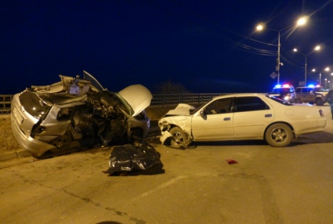 В Якутске 15-летний подросток взял машину у родителей и погиб в ДТП