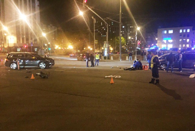 Водитель скутера погиб в результате ДТП в центре Москвы