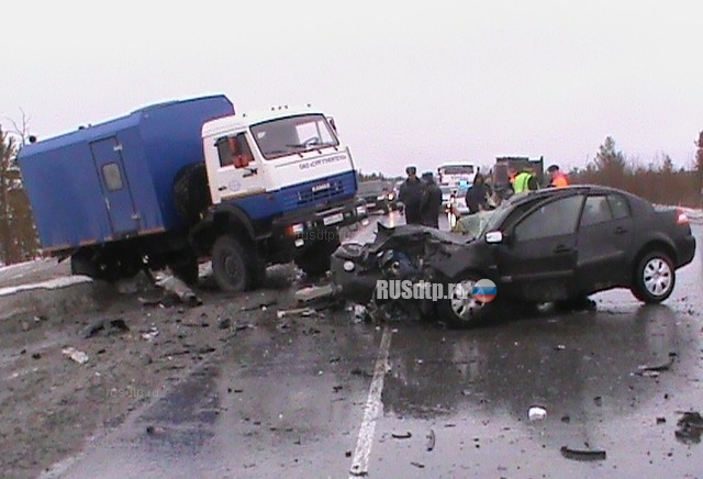 На трассе Сургут-Лянтор погибли 2 человека
