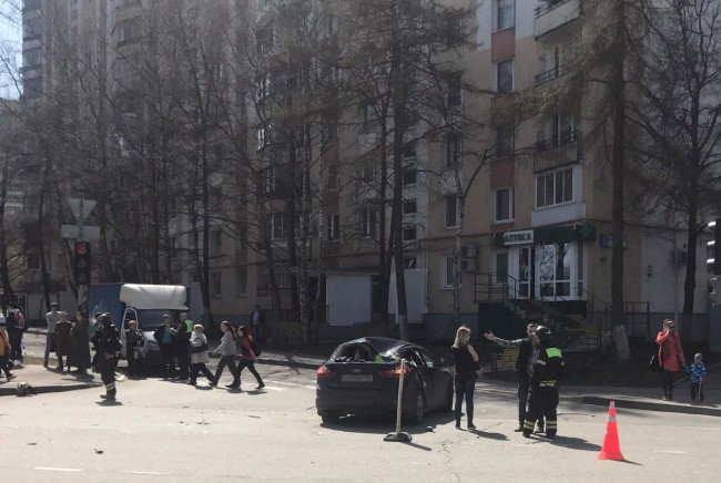 Видеорегистратор запечатлел гибель мотоциклиста в Москве