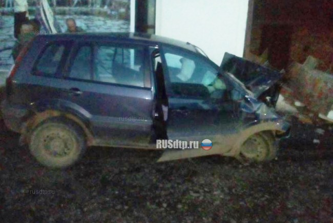 Во Владимирской области водитель «убился» об стену супермаркета