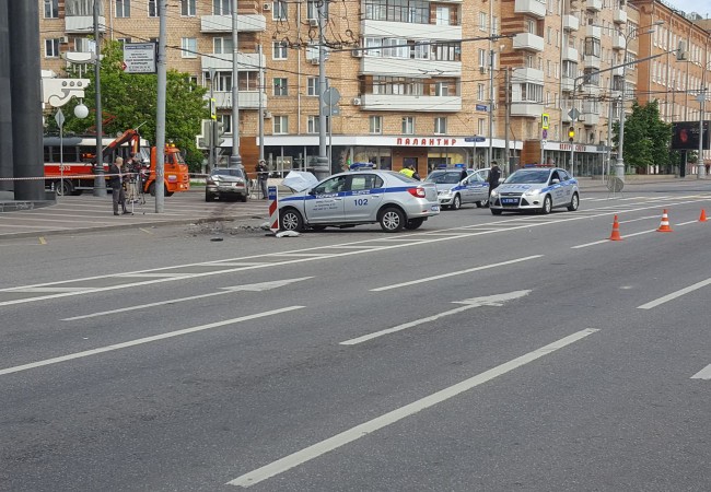 В Москве в ДТП с патрульным автомобилем пострадали четыре человека