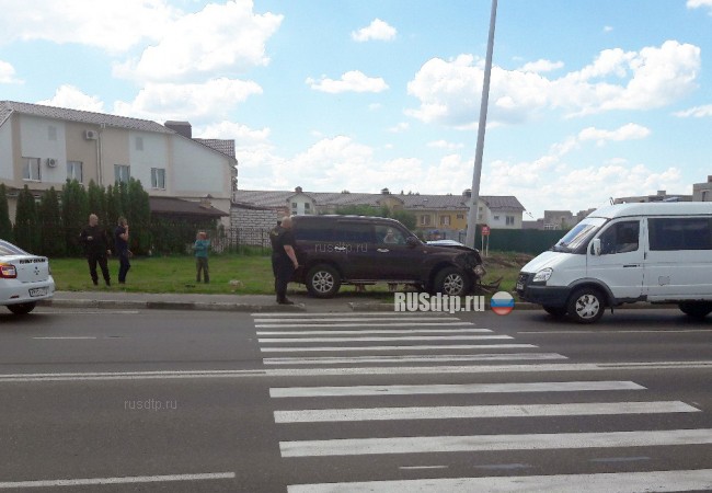 В Белгороде пассажирка «Тойоты» ранила ножом водителя, после чего покончила с собой