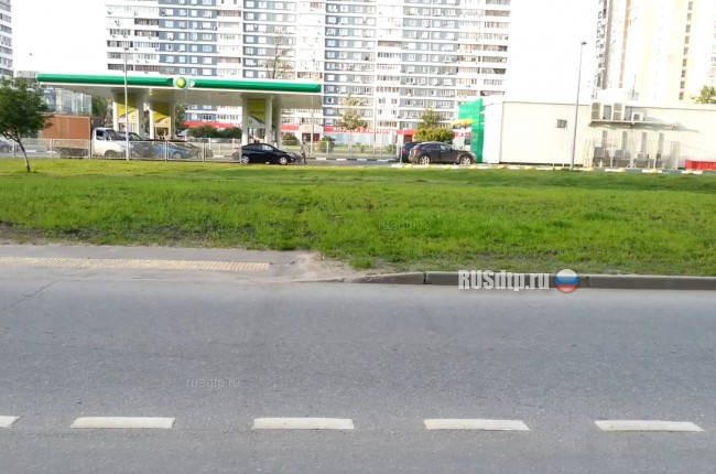 Автомобиль сбил пешехода на Рублевском шоссе