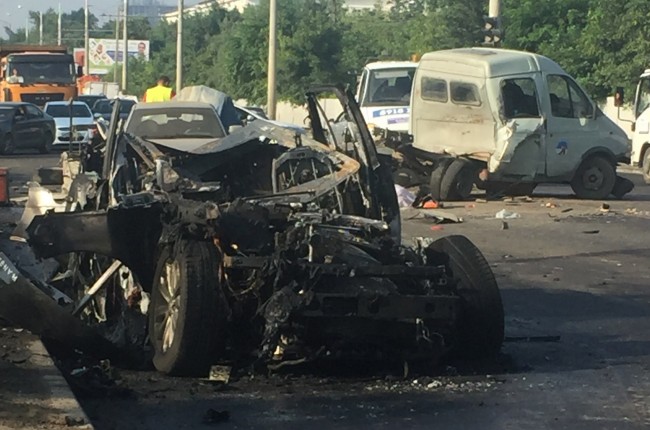 В Краснодаре 17-летний подросток сбил пятерых дорожных рабочих