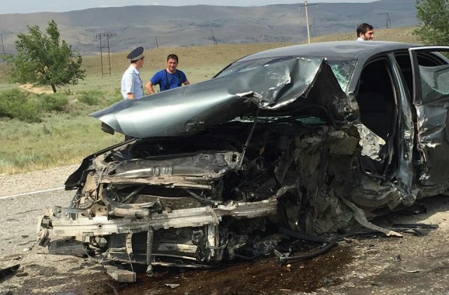 В Дагестане при столкновении «Калины» и BMW погибли 4 человека