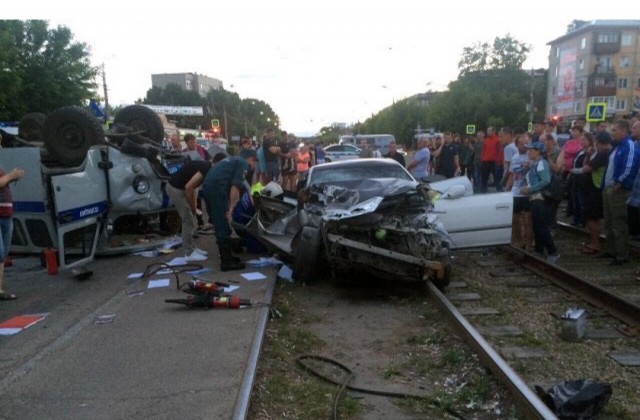 В Ангарске пьяный водитель сбил полицейского, уходя от погони