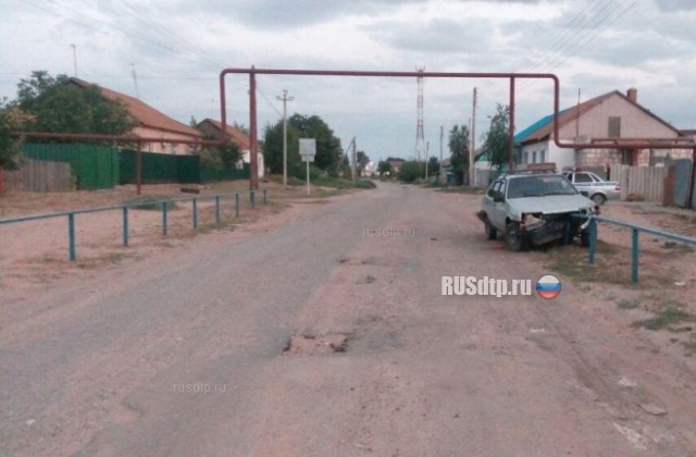 В Астраханской области металлическое ограждение проткнуло водителя