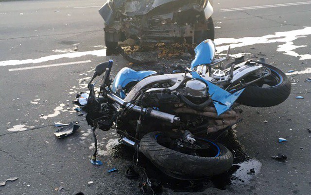 Мотоциклист впал в кому в результате ДТП в Новом Уренгое