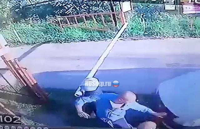 Врезался в шлагбаум