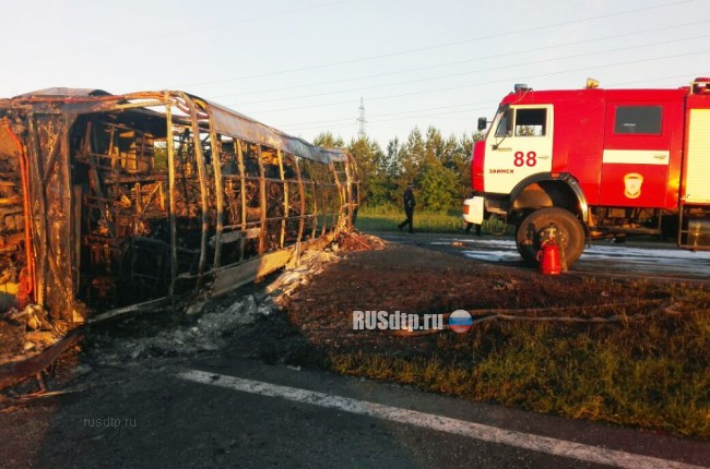 13 человек погибли в ДТП с участием автобуса в Татарстане