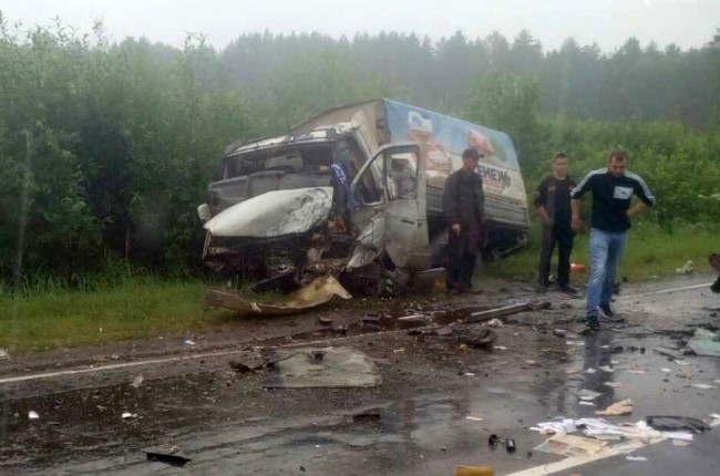Под Брянском в ДТП погиб водитель автомобиля Hyundai Solaris