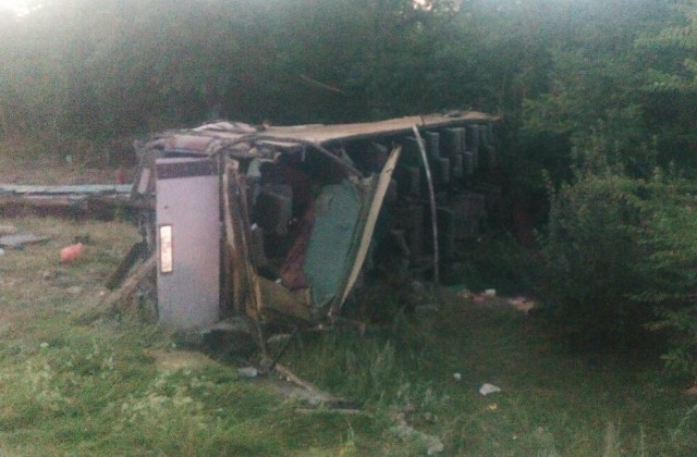 В ДТП с участием автобуса и легкового автомобиля на Ставрополье двое погибли и 27 пострадали