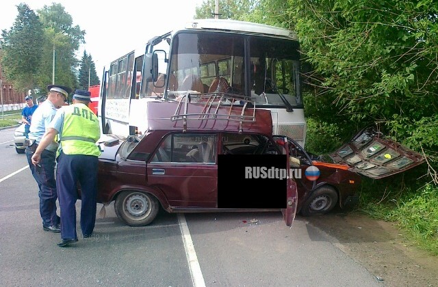 В ДТП с автобусом в Тульской области один человек погиб и трое пострадали