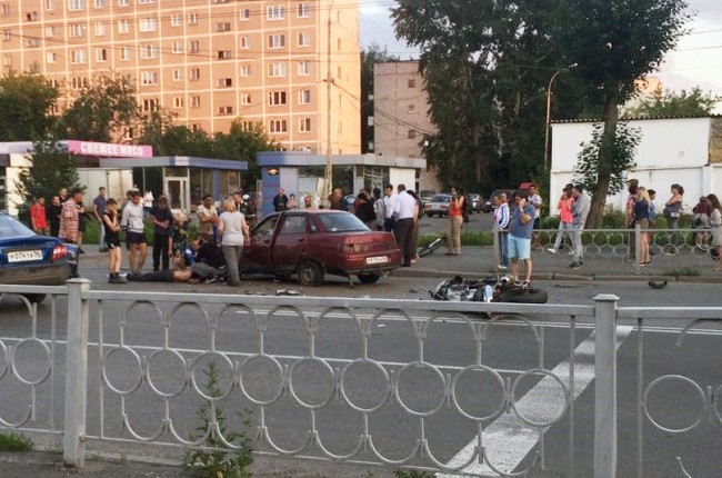 В Екатеринбурге в ДТП погиб пассажир мотоцикла