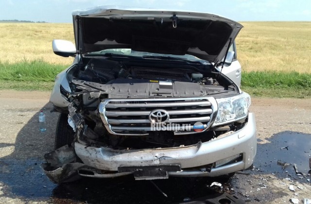 В Башкирии столкнулись ВАЗ и «Toyota Land Cruiser 200». Погиб человек
