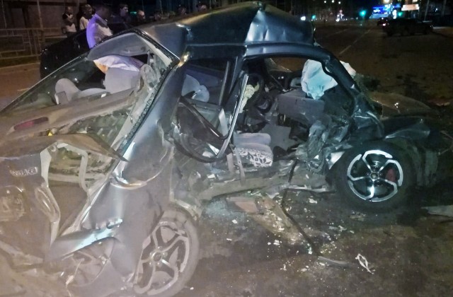 Два человека погибли в ночном ДТП в Барнауле