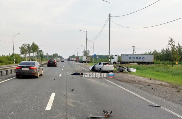 Три пассажира «Шевроле» погибли в ДТП на трассе М-10 в Тверской области