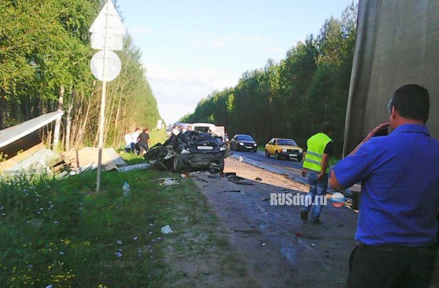 Невнимательный дальнобойщик совершил массовое ДТП в Рязанской области