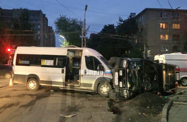В Рязани в ДТП с маршруткой пострадали 6 человек