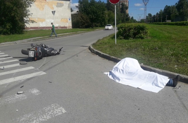 Мотоциклист погиб при столкновении с УАЗом  в Новосибирске