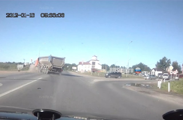Момент смертельного ДТП на трассе Чебоксары — Сыктывкар запечатлел видеорегистратор