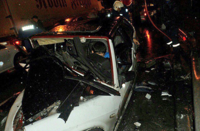 20-летний пассажир ВАЗа погиб в массовом ДТП на Бердском шоссе в Новосибирске