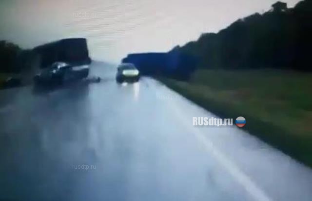 ДТП с автобусом в Ростовской области зафиксировал видеорегистратор