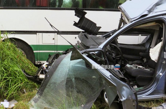 Один человек погиб и один пострадал в ДТП с автобусом в Судогодском районе