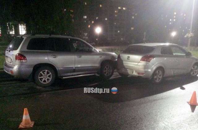 В Нижнекамске автомобиль сбил пешехода с ребенком