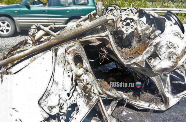 В Приморье в ДТП с участием автобуса и легкового автомобиля погибли три человека