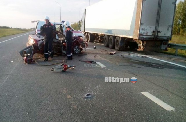 19-летняя девушка погибла при столкновении «Hyundai» с фурой на трассе М-7 в Татарстане