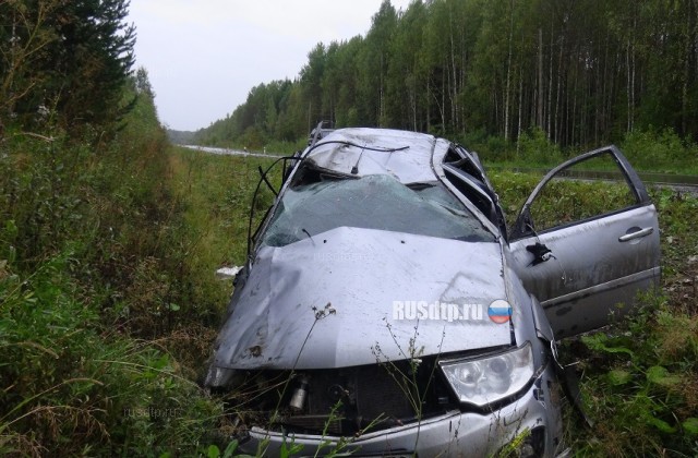 Водитель пикапа погиб в утреннем ДТП в Свердловской области