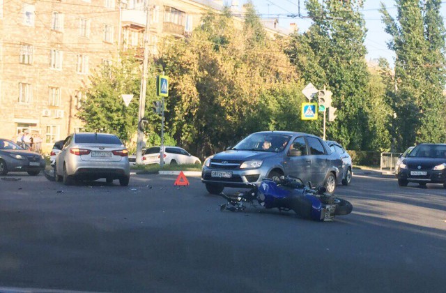 Мотоциклист погиб в ДТП на Сормовском шоссе в Нижнем Новгороде