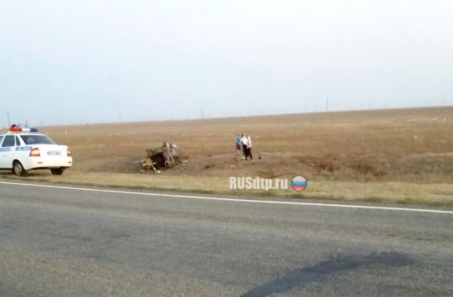 В Астраханской области в перевернувшемся внедорожнике погиб пассажир