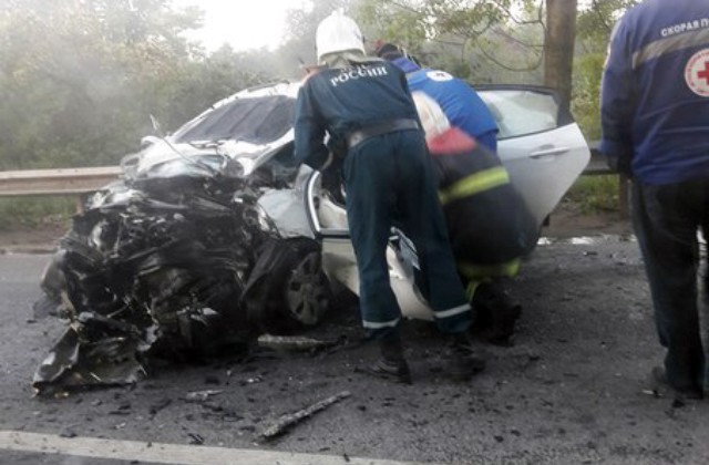 Два человека погибли в результате ДТП в Колпино