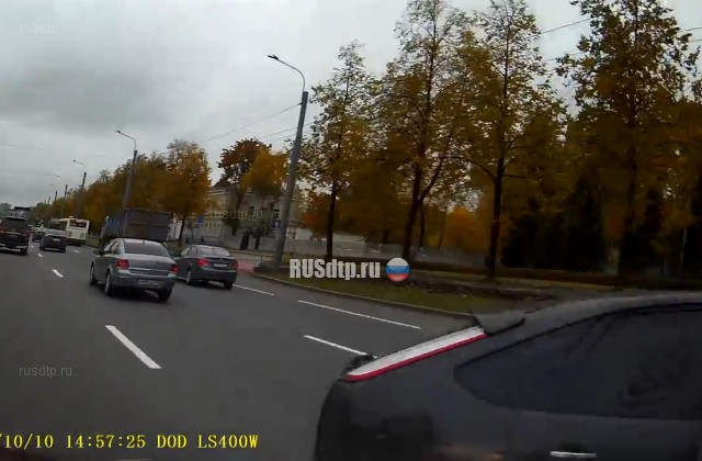 ДТП на Пискаревском проспекте зафиксировал видеорегистратор