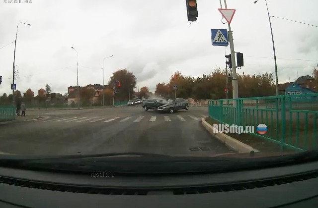 Видеорегистратор запечатлел момент ДТП в центре Саранска