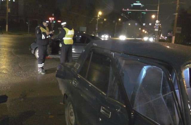 В Кирове таксист насмерть сбил оформлявшего ДТП инспектора ДПС