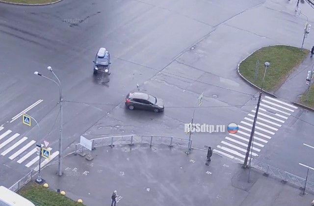 Семья пострадала в ДТП в Петербурге