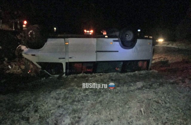 7 человек пострадали в ДТП с участием автобуса и легкового автомобиля в Ленинградской области